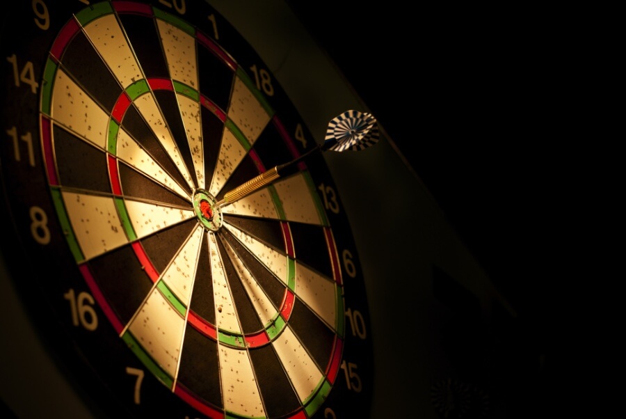 Merkur: Sponsor beim Promi-Darts